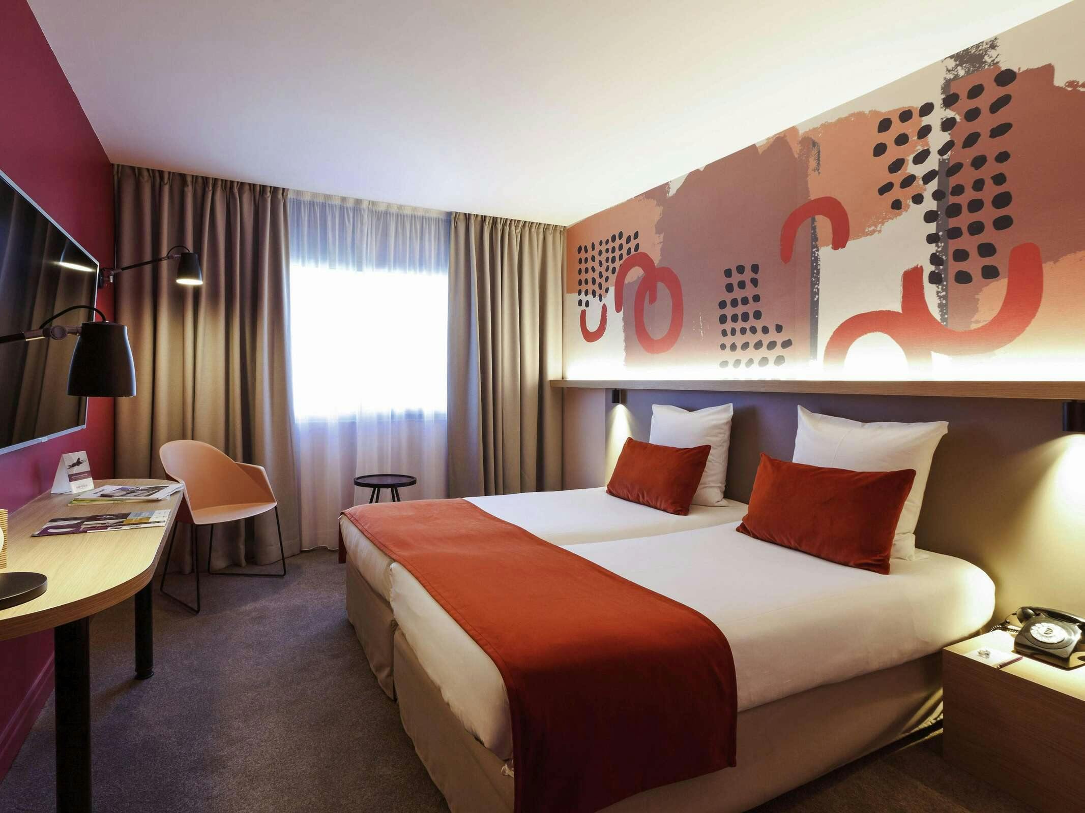 Hotel Hotel Mercure Lyon Charbonnieres photo 4