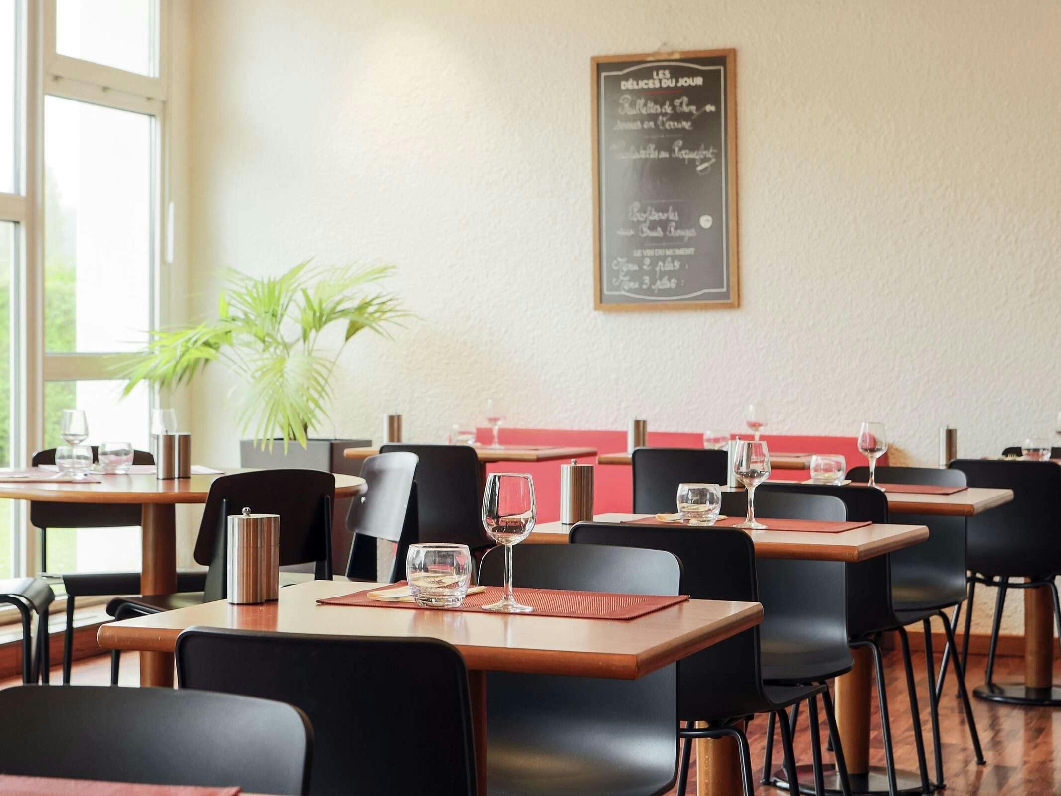 Ibis Charleville Mézières