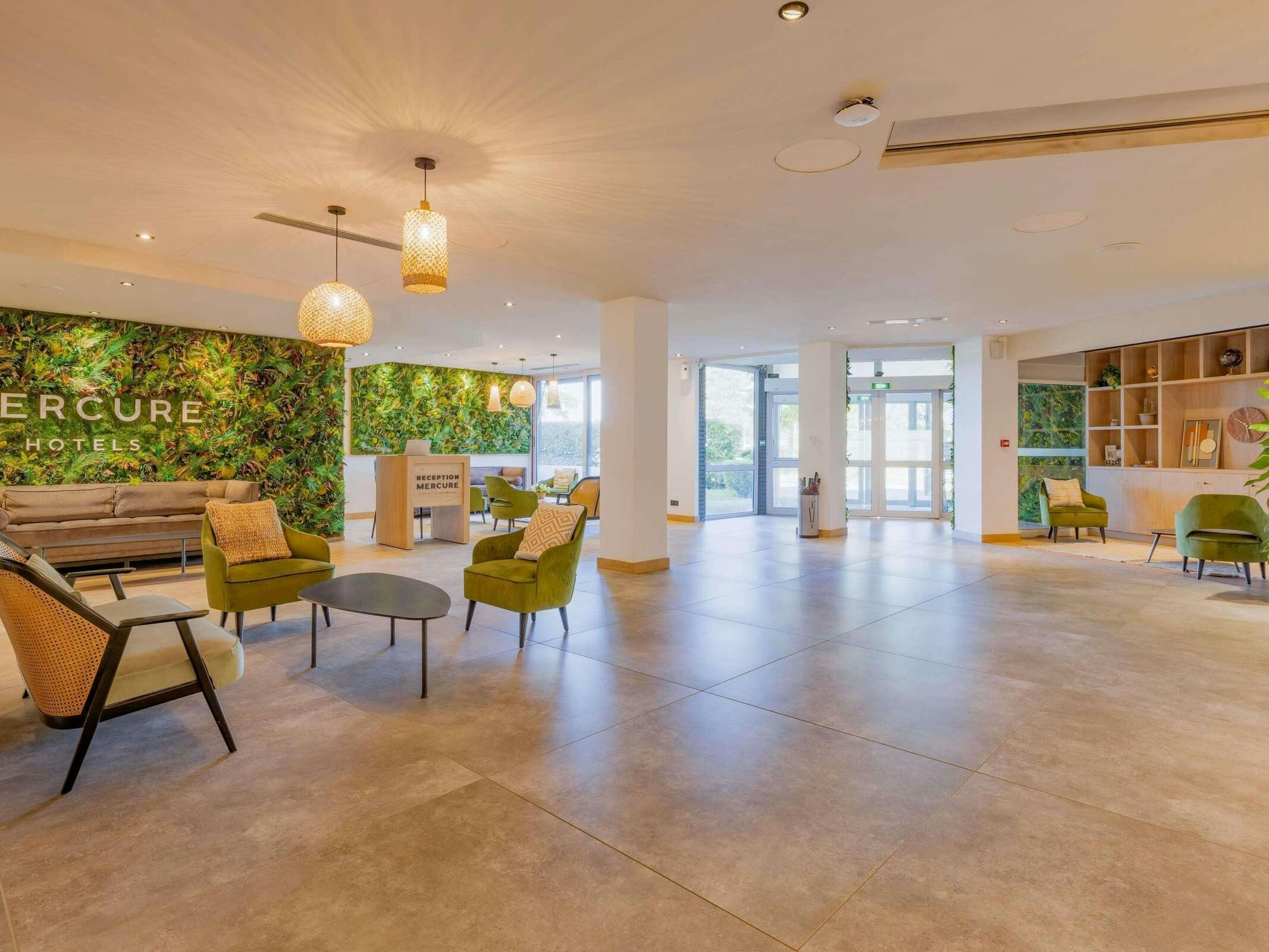 Hotel Mercure Lyon Est Villefontaine photo 4