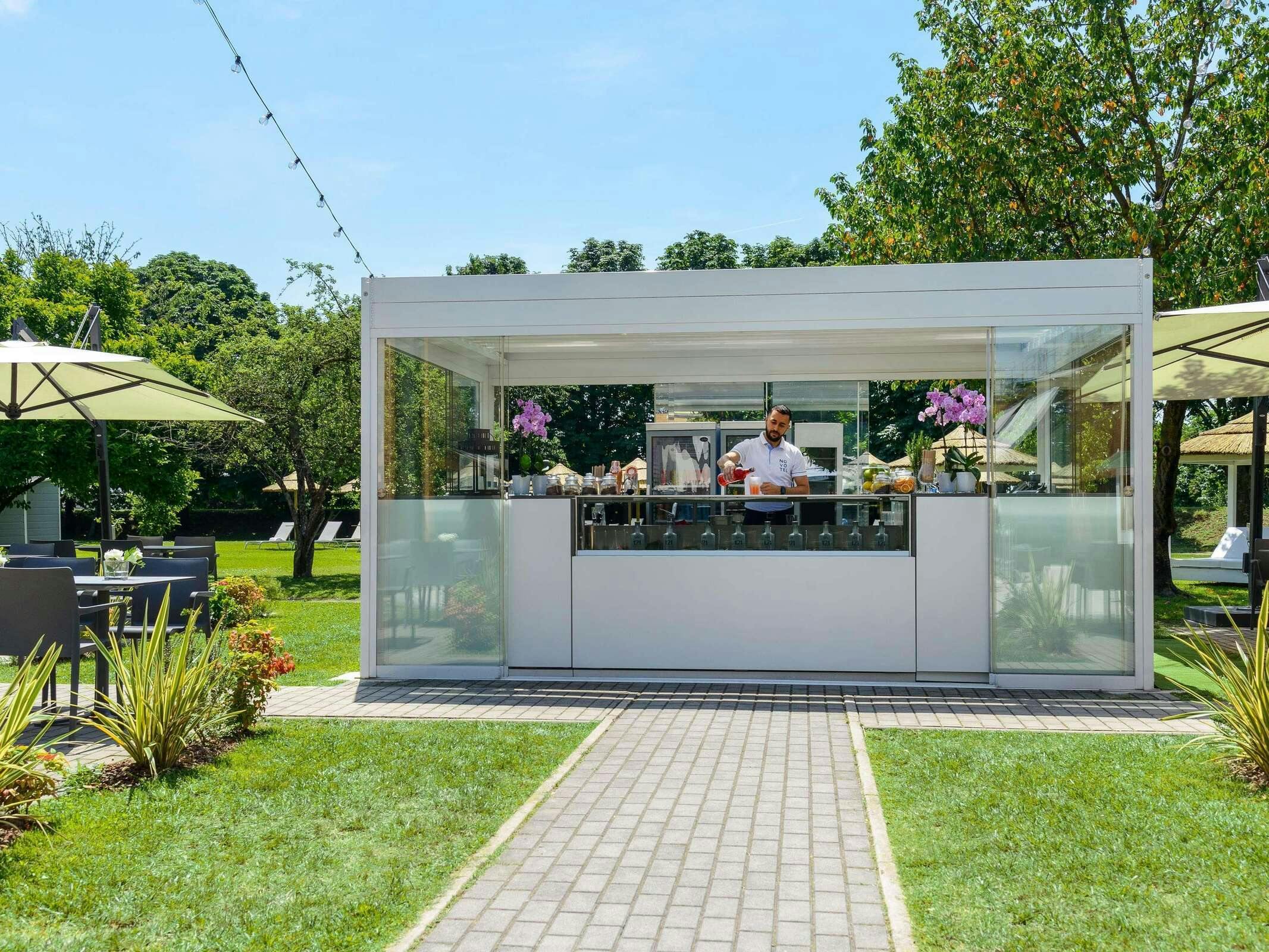 Hotel Novotel Milano Linate Aeroporto photo 3