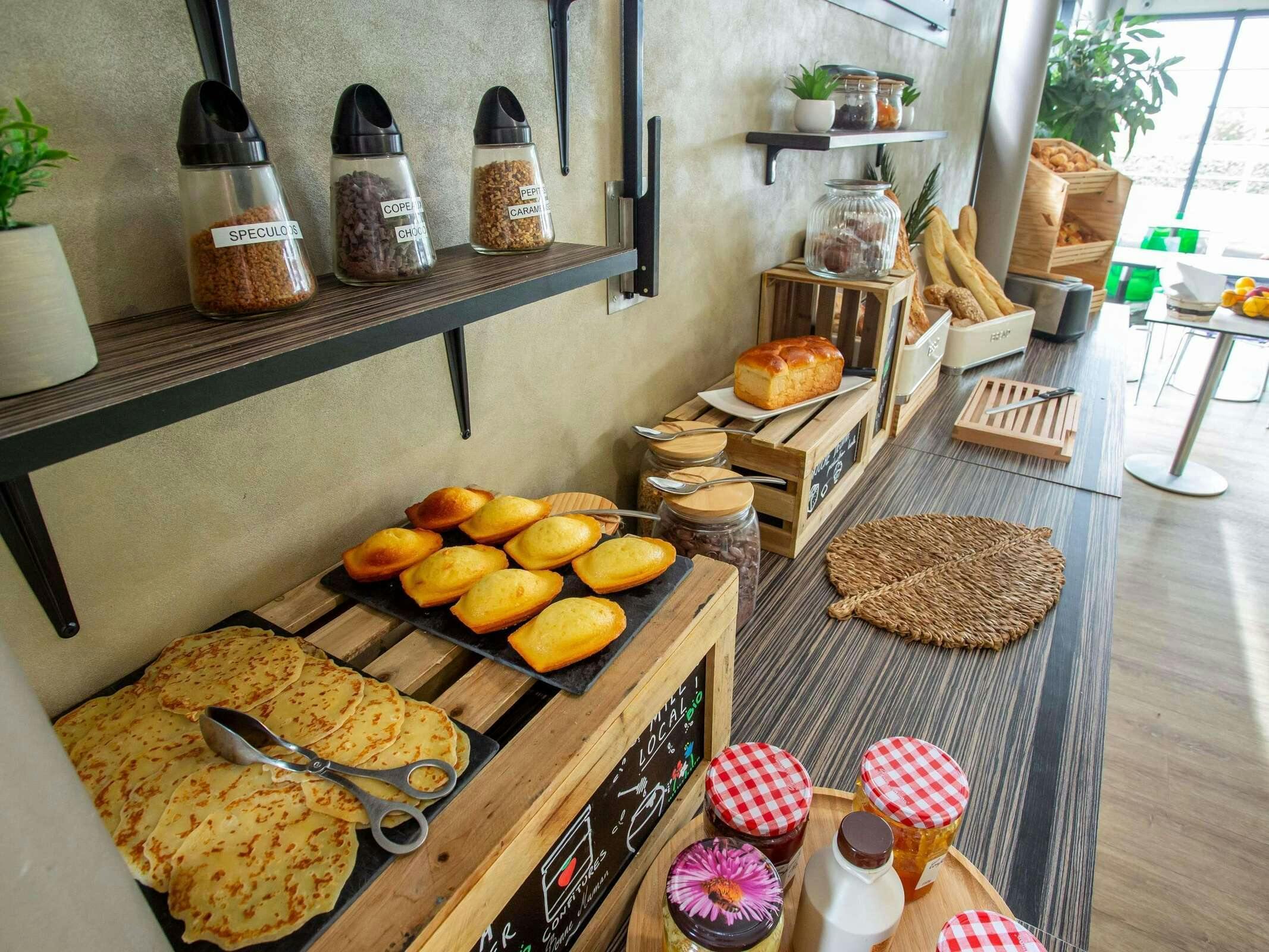 Hotel Ibis Styles Bourges photo 1