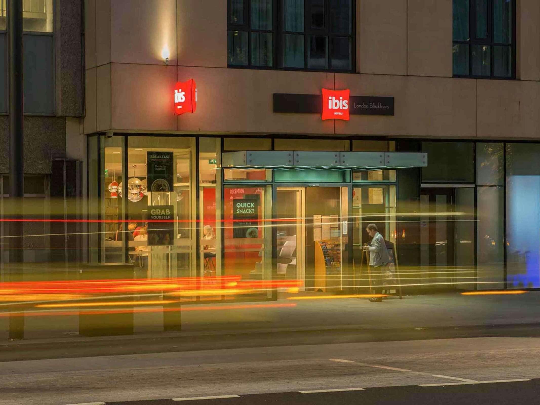 Hotel ibis London Blackfriars photo 2