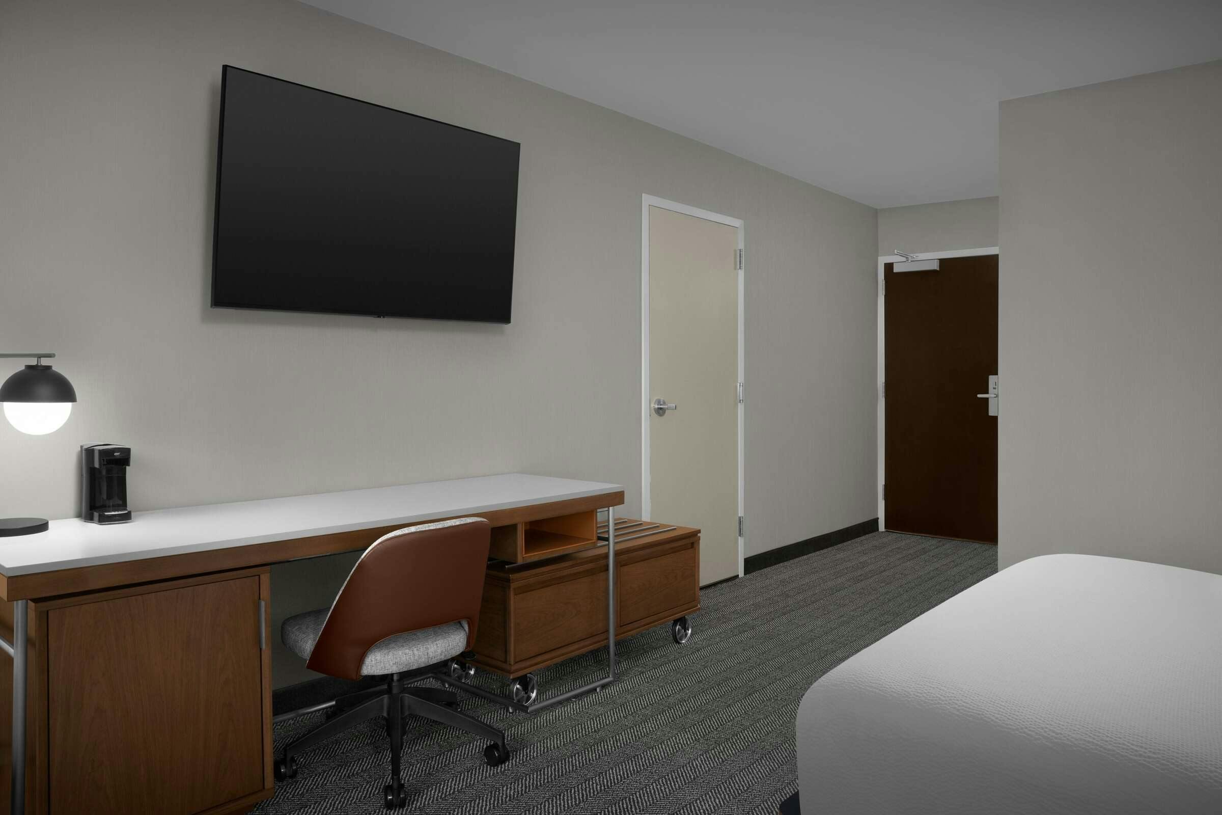 Hotel Courtyard by Marriott Spokane Downtown at the Convention Center photo 2