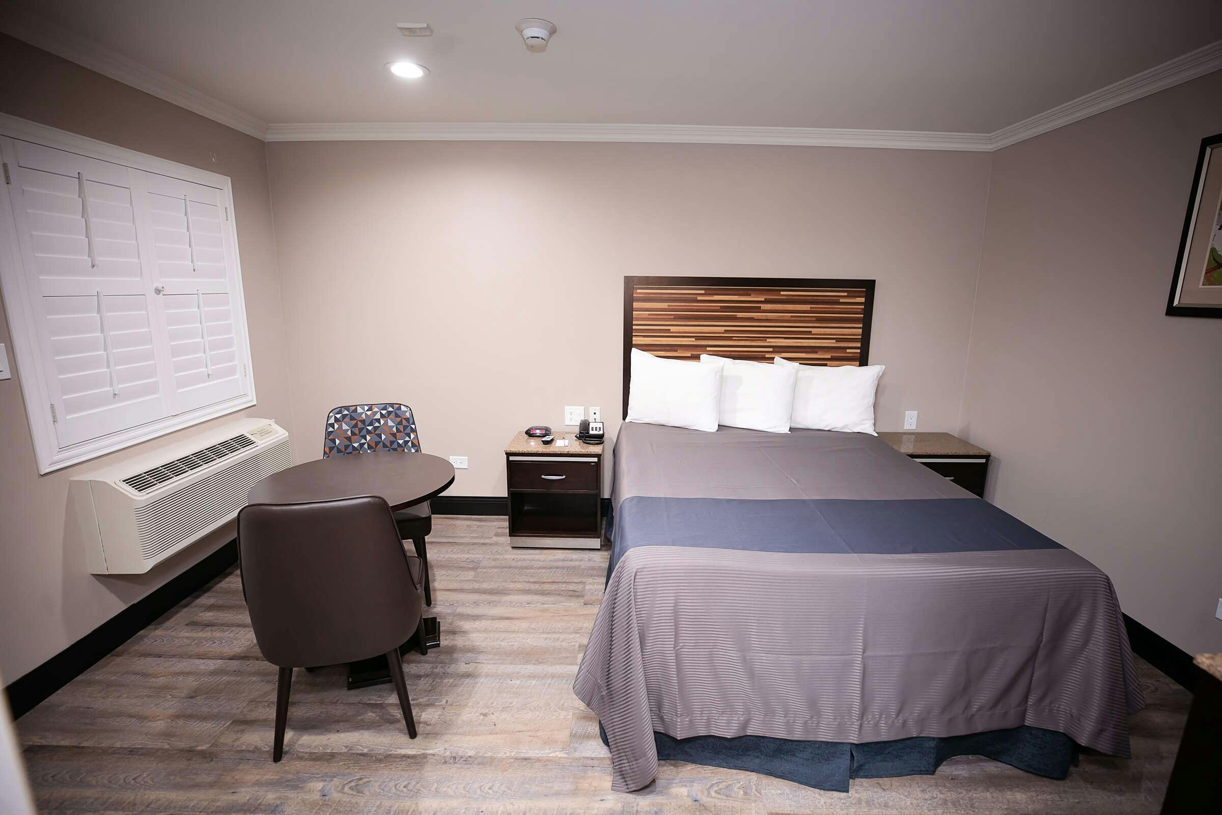 Hotel Diamond Bell Inn And Suites photo 2