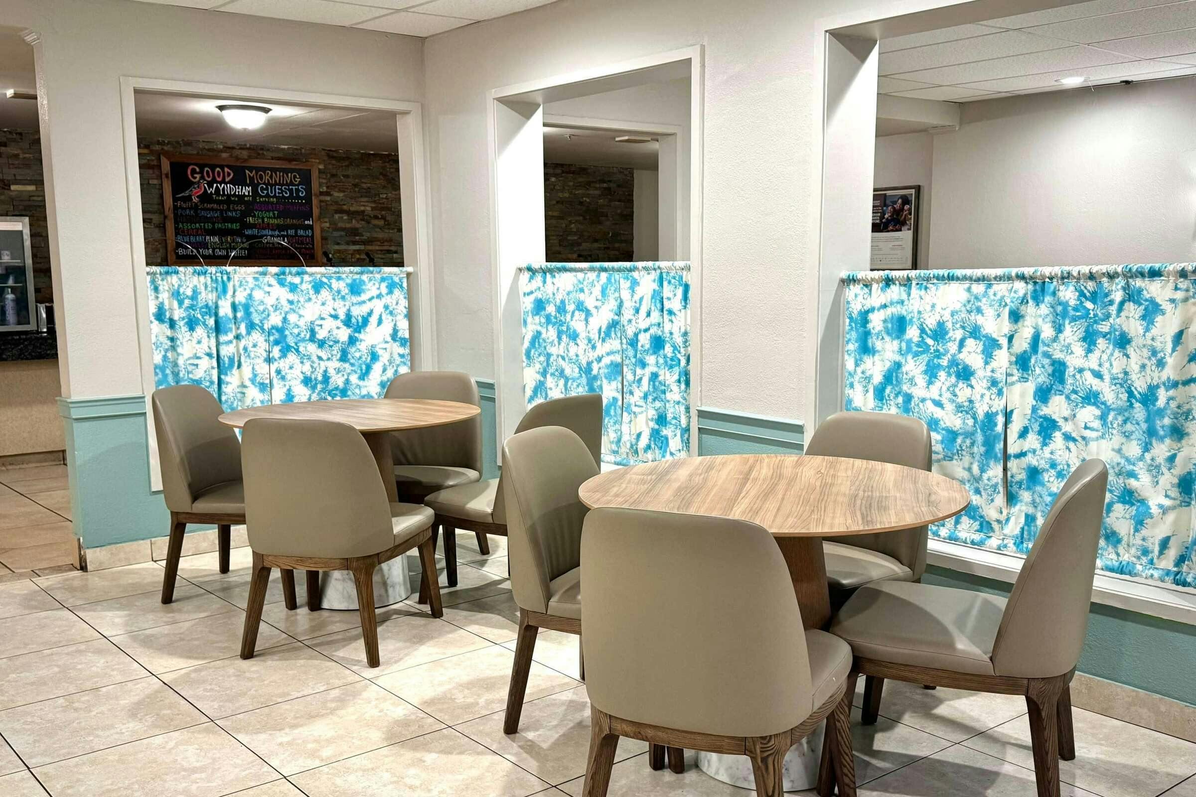 Hotel Wyndham Garden Ann Arbor photo 5