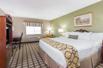 Hotel Baymont Inn Suites Fulton photo 4
