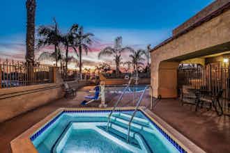 Hotel LQ Inn and Suite Carlsbad photo 4