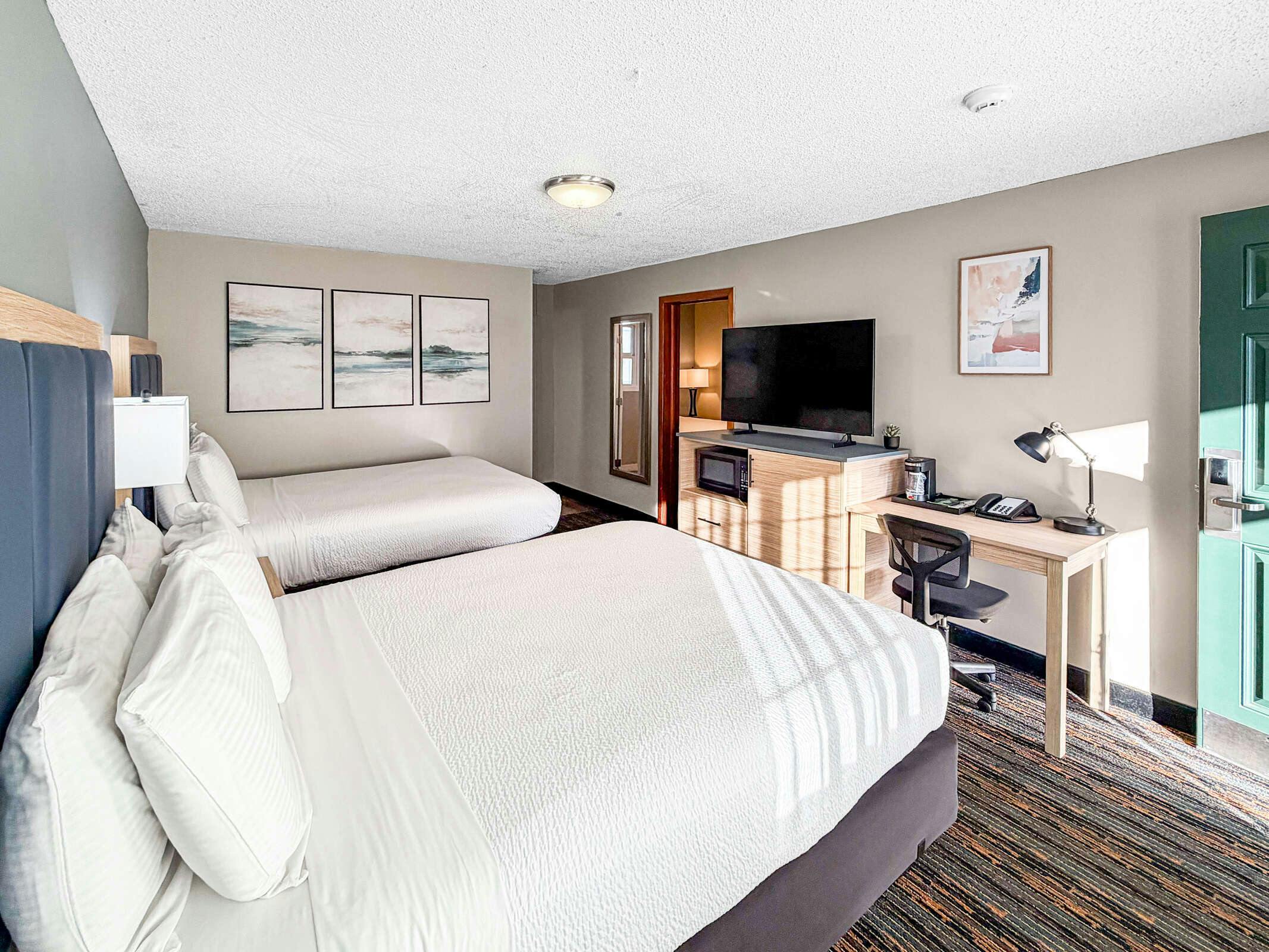 Hotel Courtesy Inn Downtown Eugene photo 2