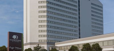 DoubleTree by Hilton Fort Lee - George Washington Bridge