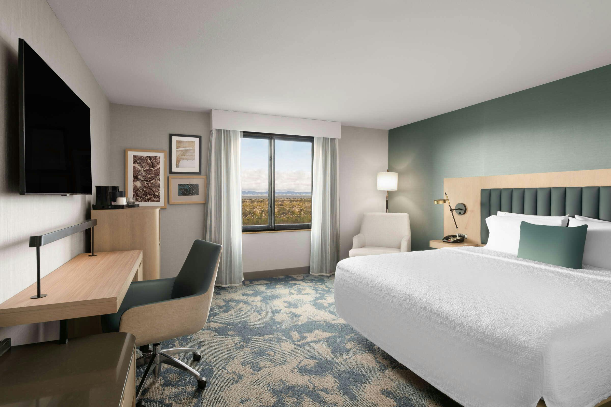 Hotel Hampton Inn & Suites Oakland Airport - Alameda photo 3