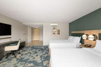Hotel Hampton Inn & Suites Oakland Airport - Alameda photo 4