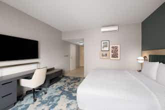 Hotel Hampton Inn & Suites Oakland Airport - Alameda photo 5