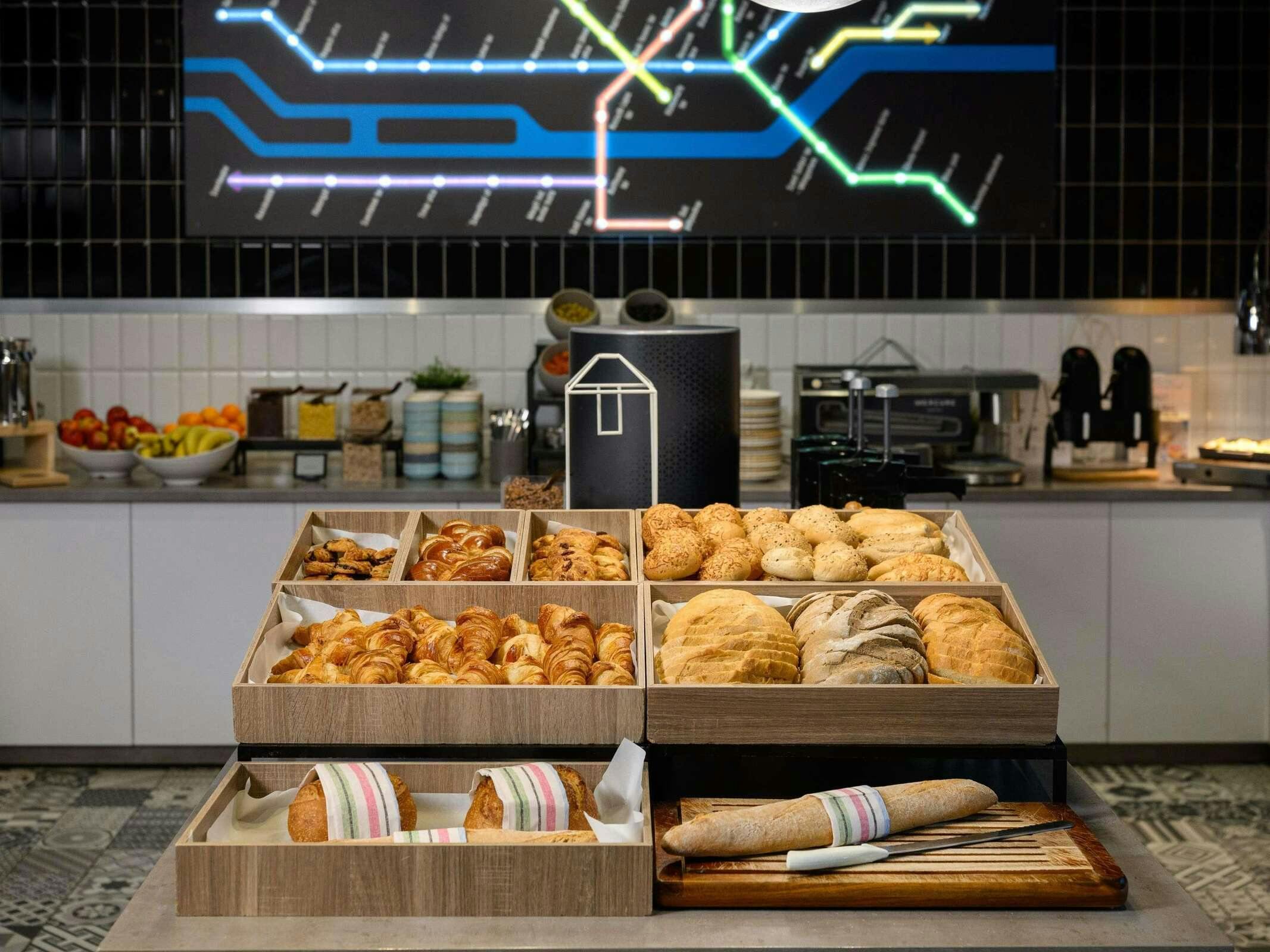 Hotel Ibis Budapest Castle Hill photo 1