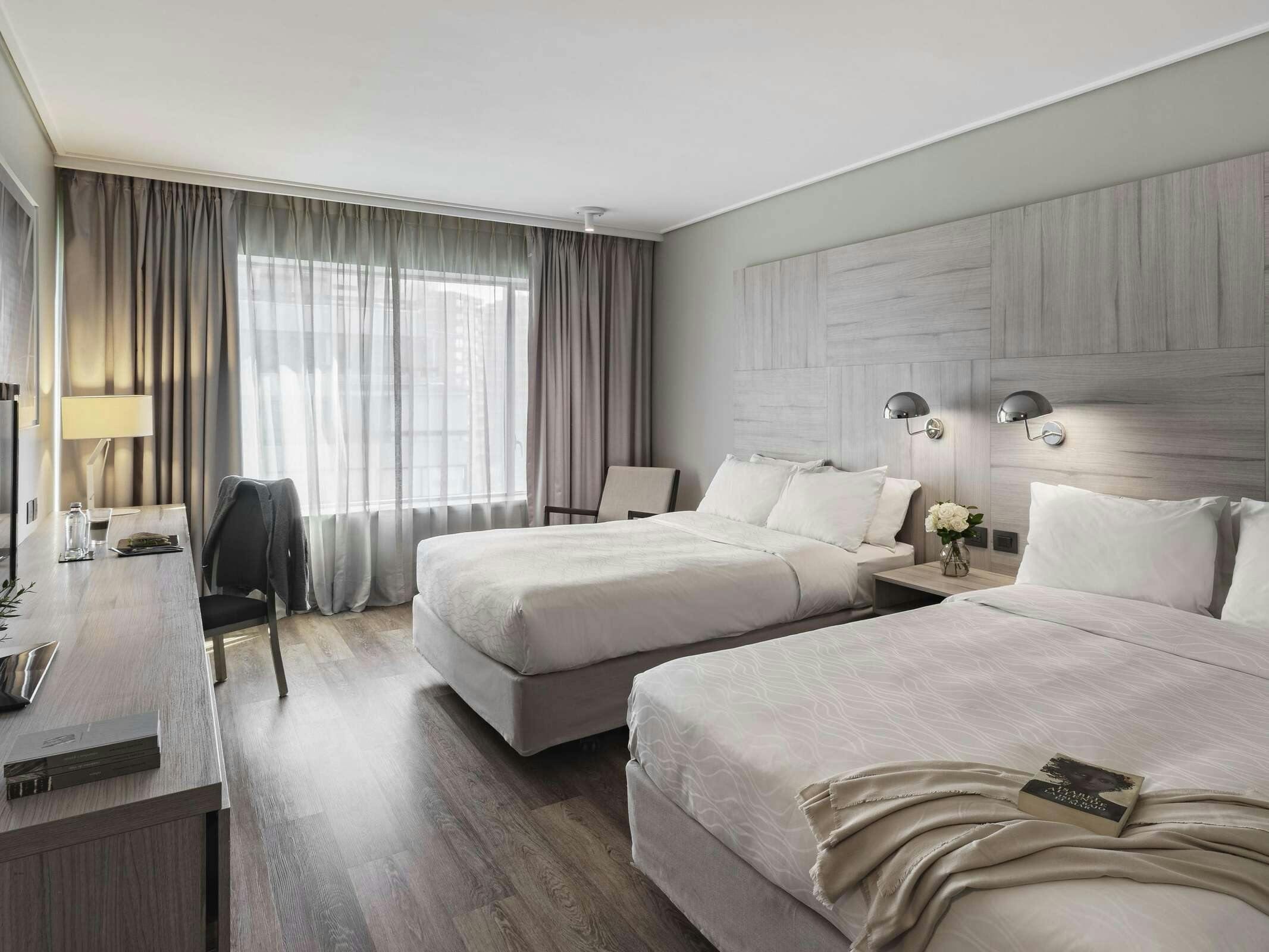 Hotel Pullman Santiago Vitacura photo 3