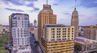 Drury Plaza Hotel San Antonio Riverwalk
