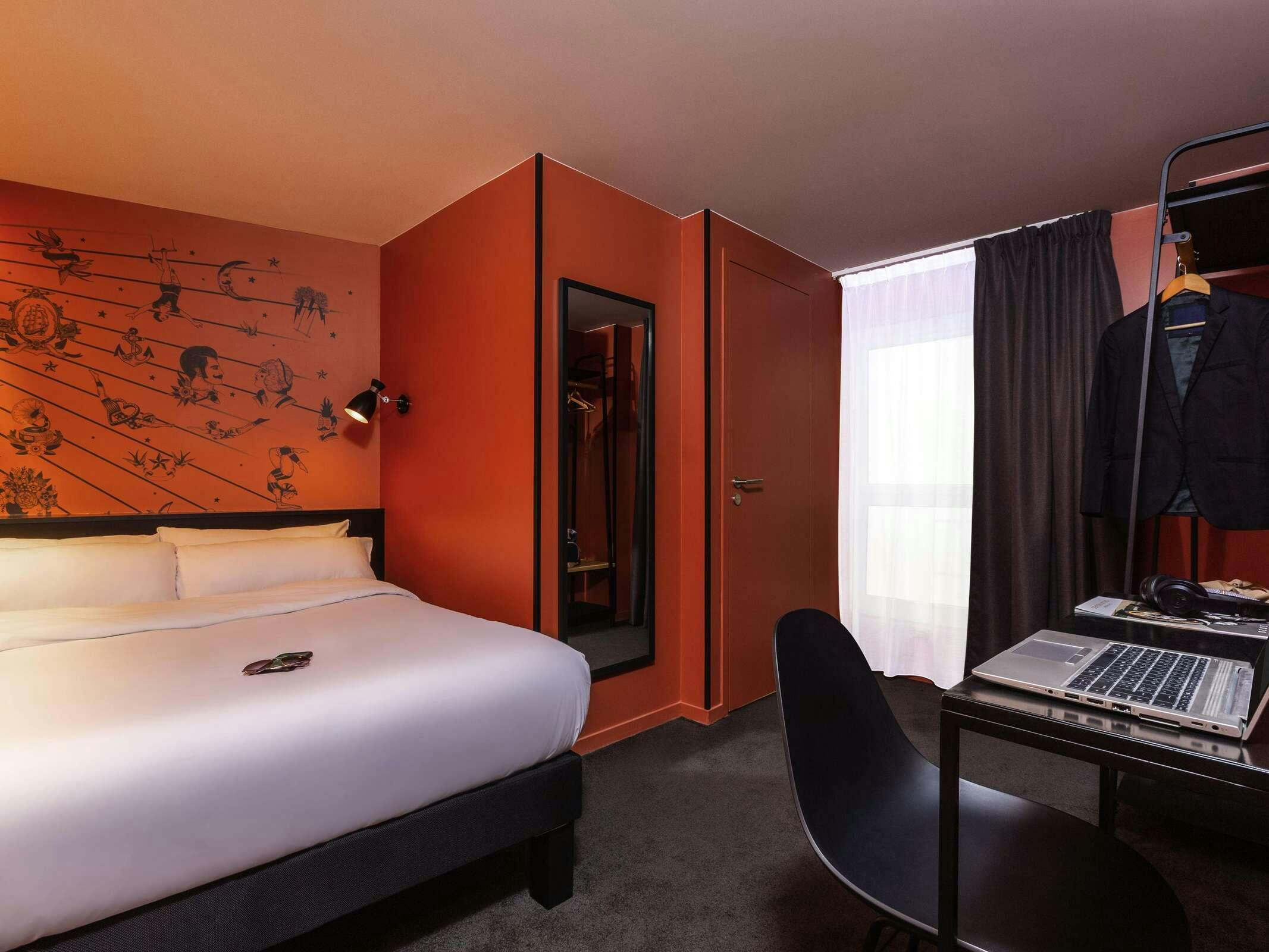Hotel Ibis Styles Paris Gare De L'est Magenta photo 1