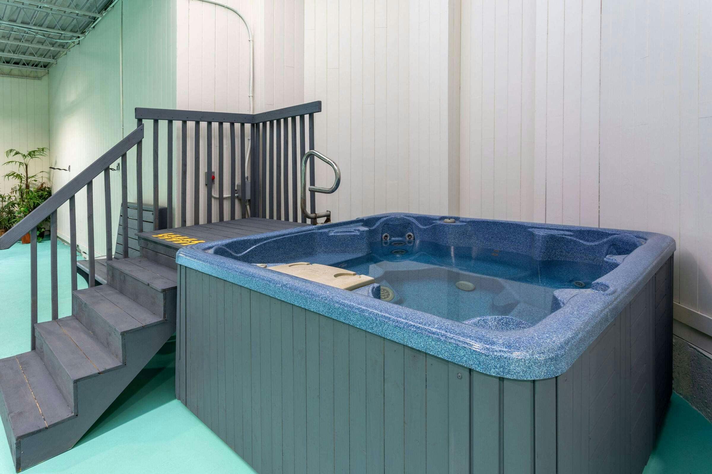 Hotel Travelodge Amherst photo 5