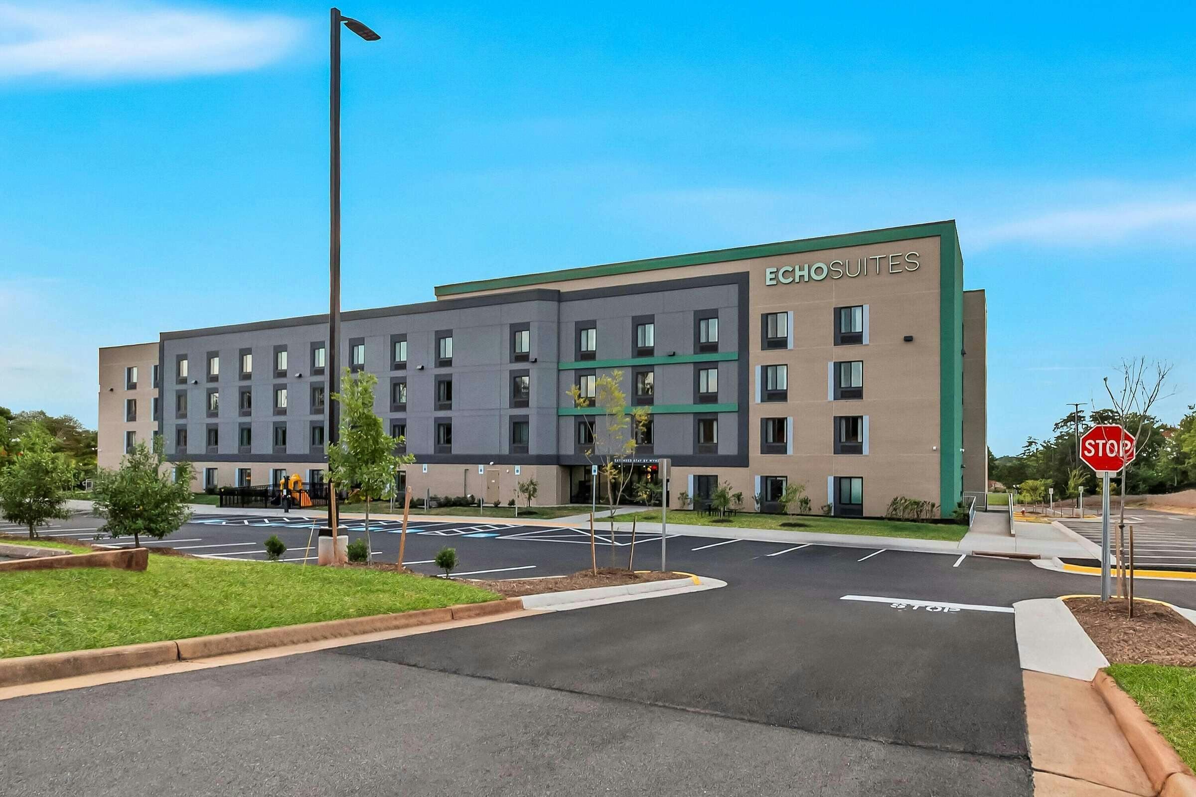 ECHO Suites Extended Stay by Wyndham Sterling