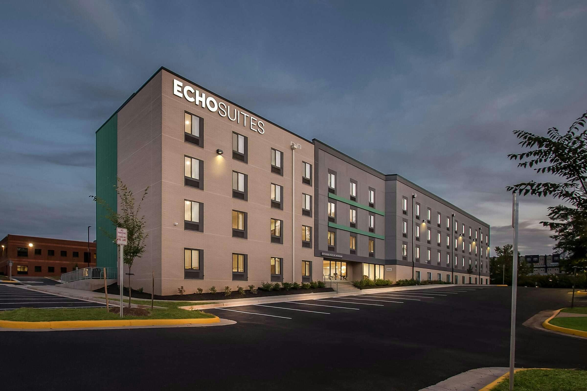 Hotel ECHO Suites Extended Stay by Wyndham Sterling photo 4