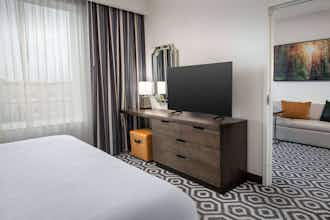 Hotel Embassy Suites by Hilton Portland/Hillsboro photo 5