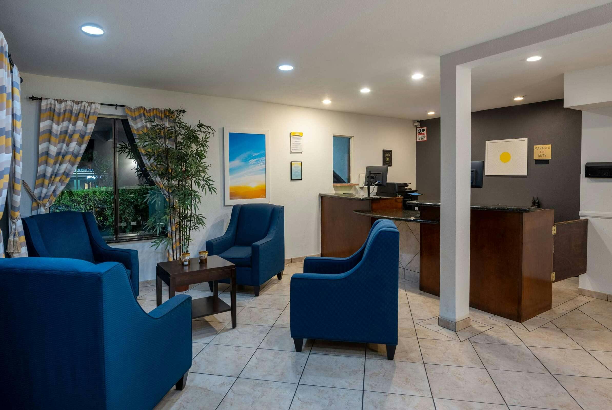Hotel Days Inn Encinitas photo 5