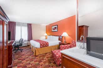 Hotel Baymont I S Plainfield photo 3