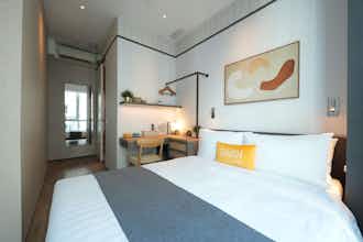 Hotel Dash Living On Queen photo 1