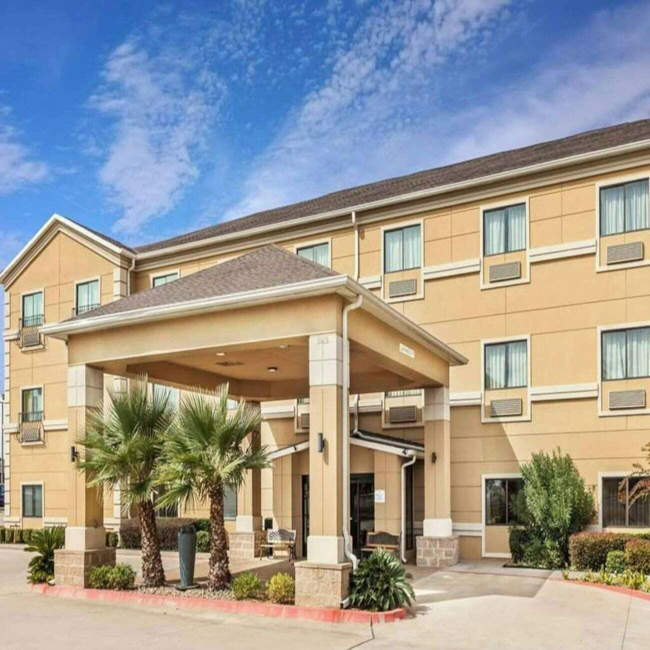 Garner Inn & Suites By Ihg