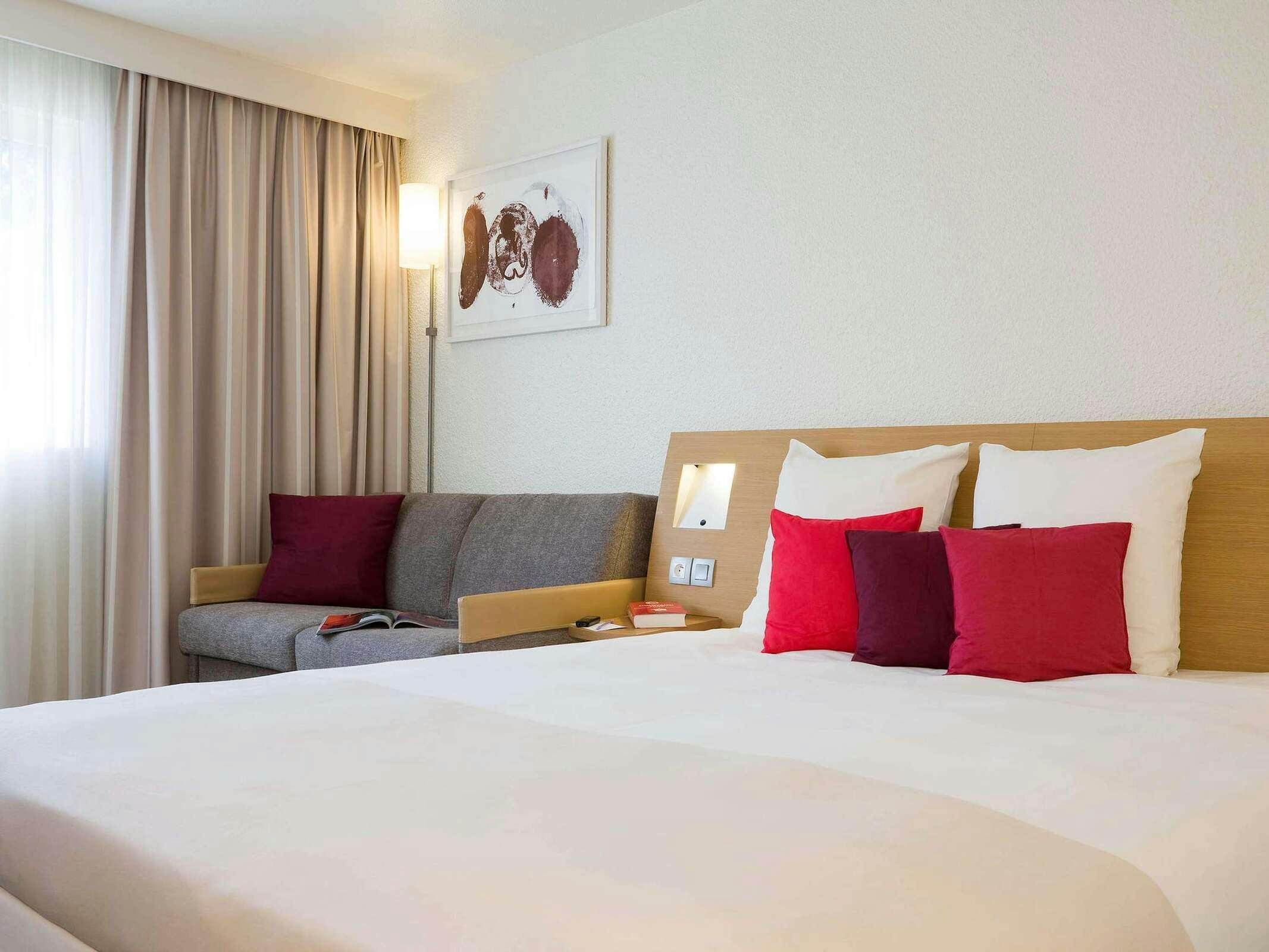 Hotel Novotel Rouen Sud Zenith Parc Expo photo 5