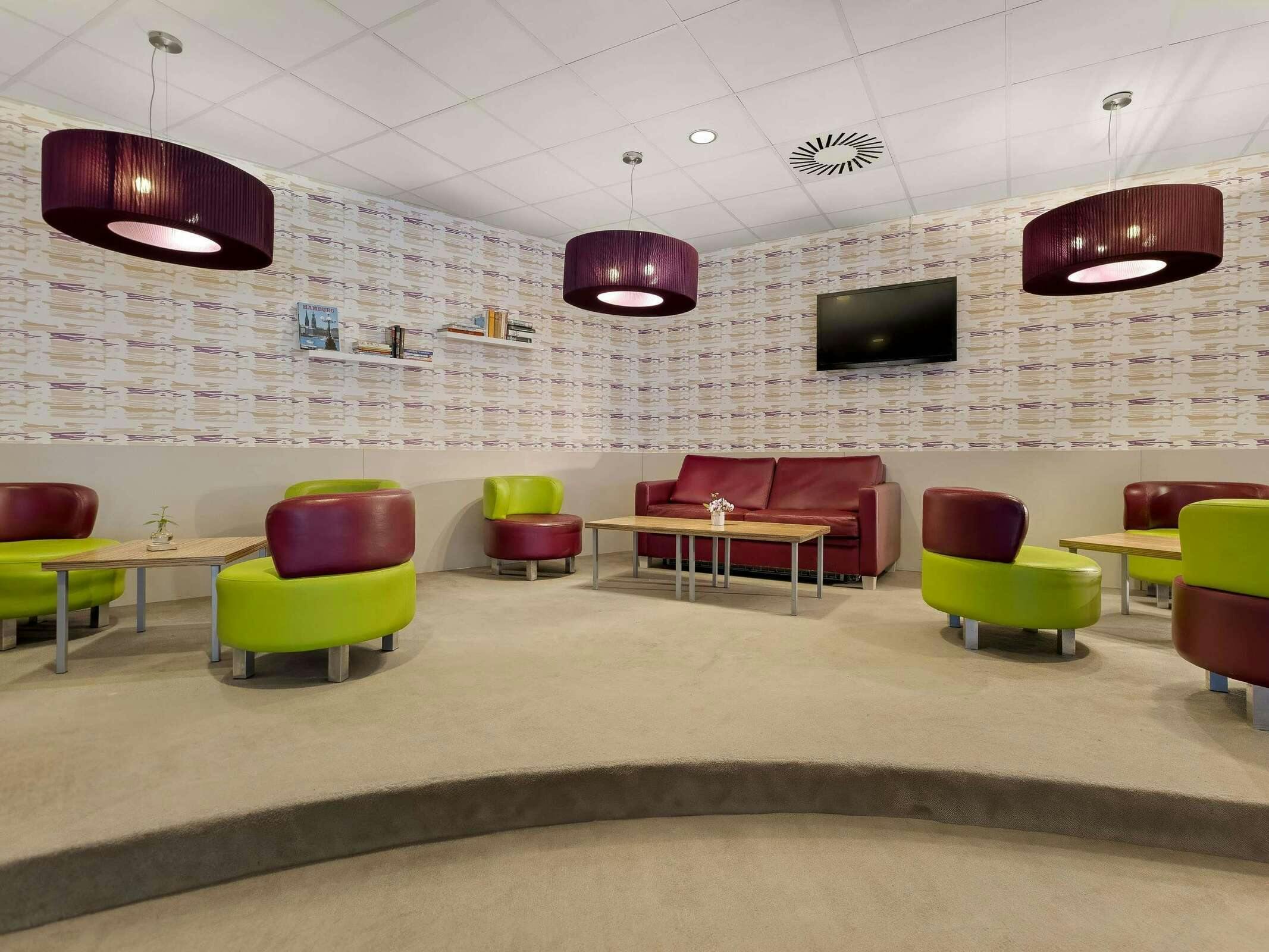 Hotel Mercure Hotel Hamburg Am Volkspark photo 5