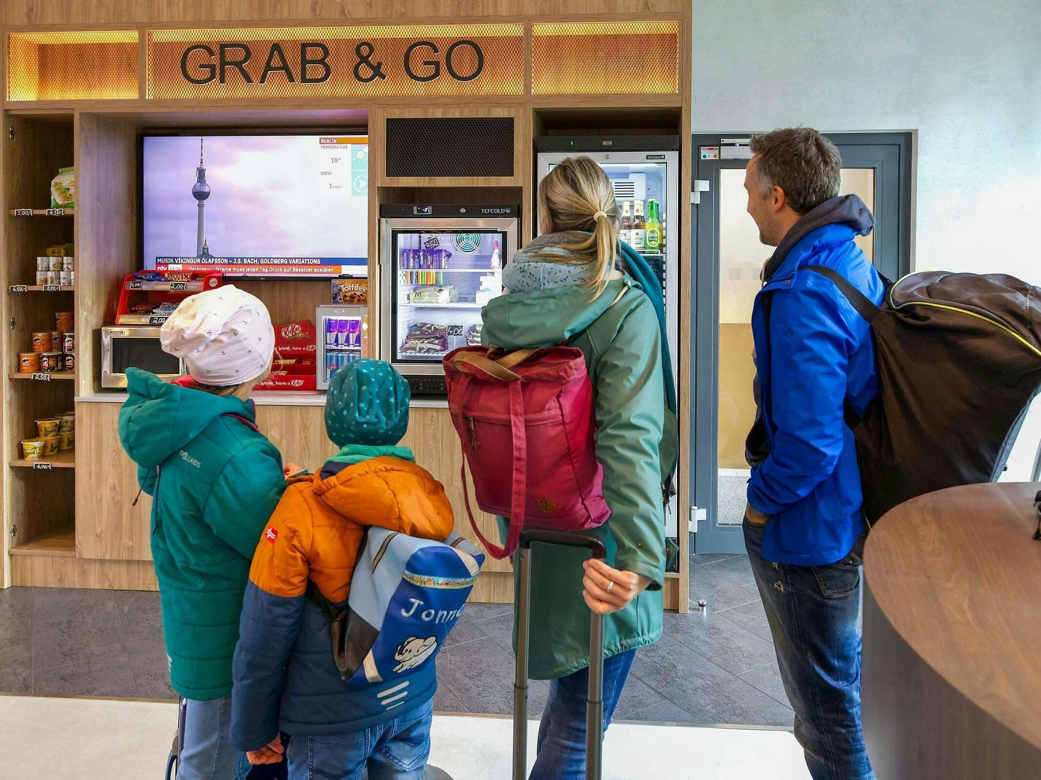 Hotel Novotel Suites Berlin City Potsdamer Platz photo 3