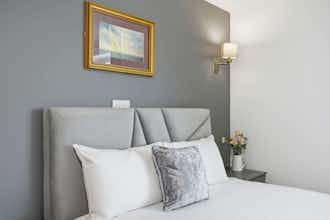 Hotel The Greyhound Hotel photo 2