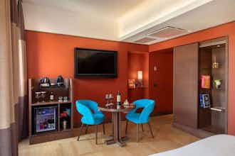 Hotel The Independent Hotel photo 1