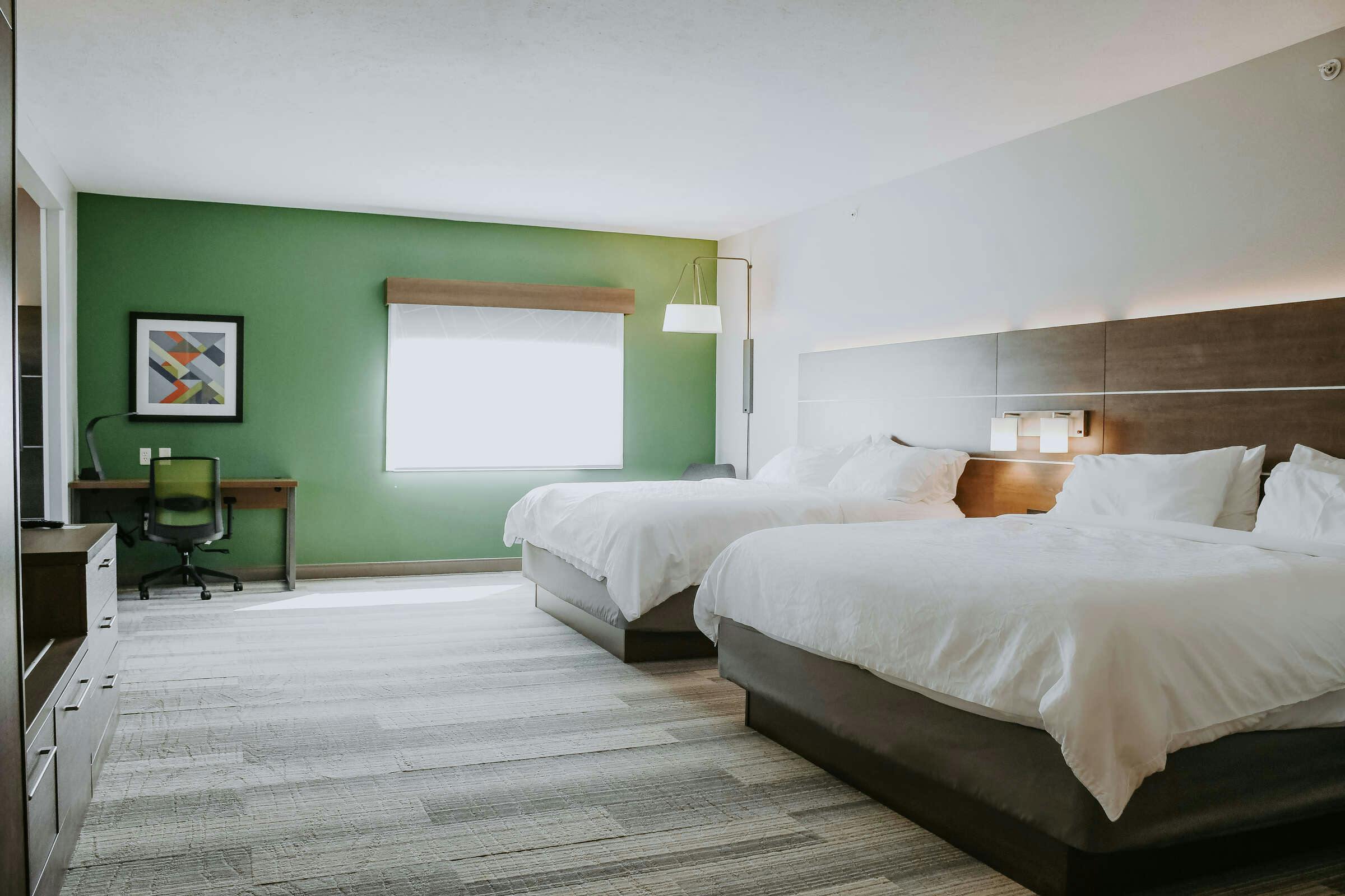 Hotel Holiday Inn Express Hotel & Suites Lincoln South photo 2
