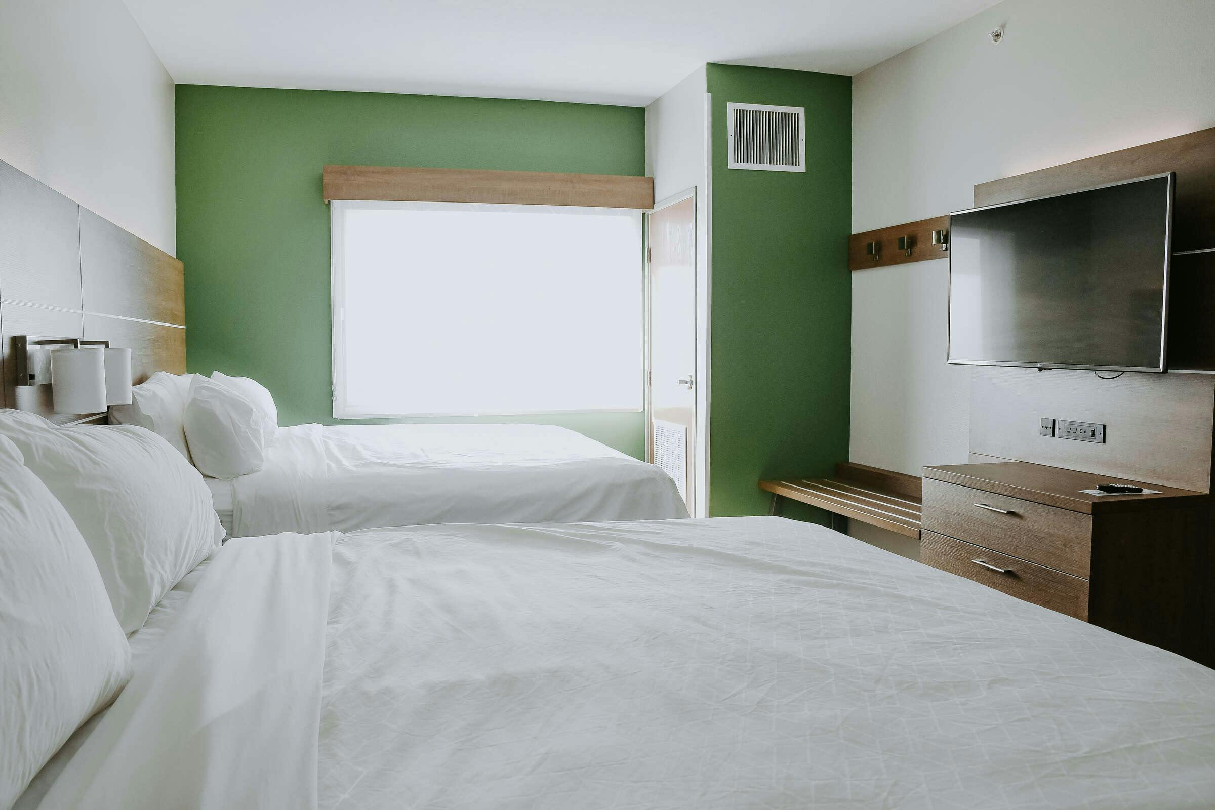 Hotel Holiday Inn Express Hotel & Suites Lincoln South photo 1
