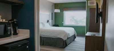 Holiday Inn Express Hotel & Suites Lincoln South