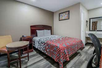 Hotel Super 8 Waco North I 35 photo 1