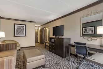 Hotel Best Western Plus Kingston Hotel And Conference Center photo 2