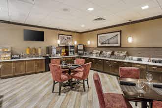 Hotel Best Western Plus Kingston Hotel And Conference Center photo 4