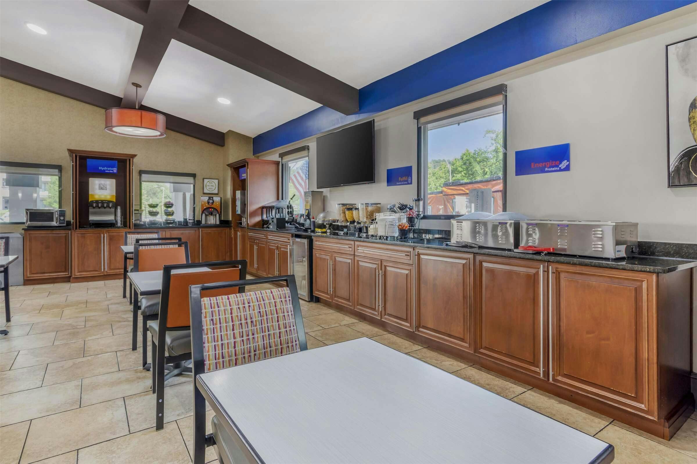 Hotel Best Western Asheville Tunnel Road photo 5