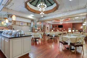 Hotel Best Western Plus Genetti Hotel & Conference Center photo 4