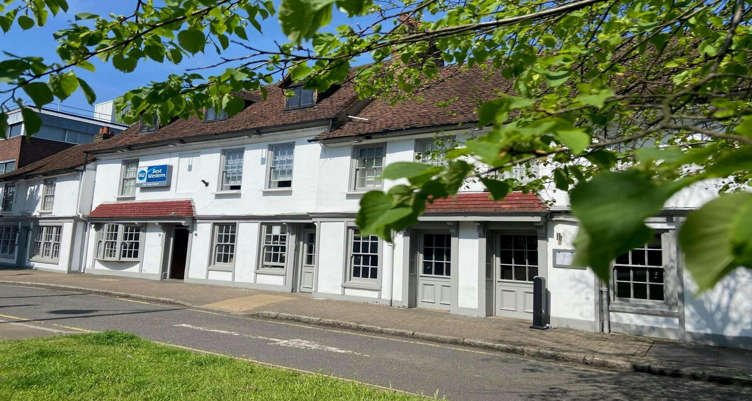 Best Western Ship Hotel