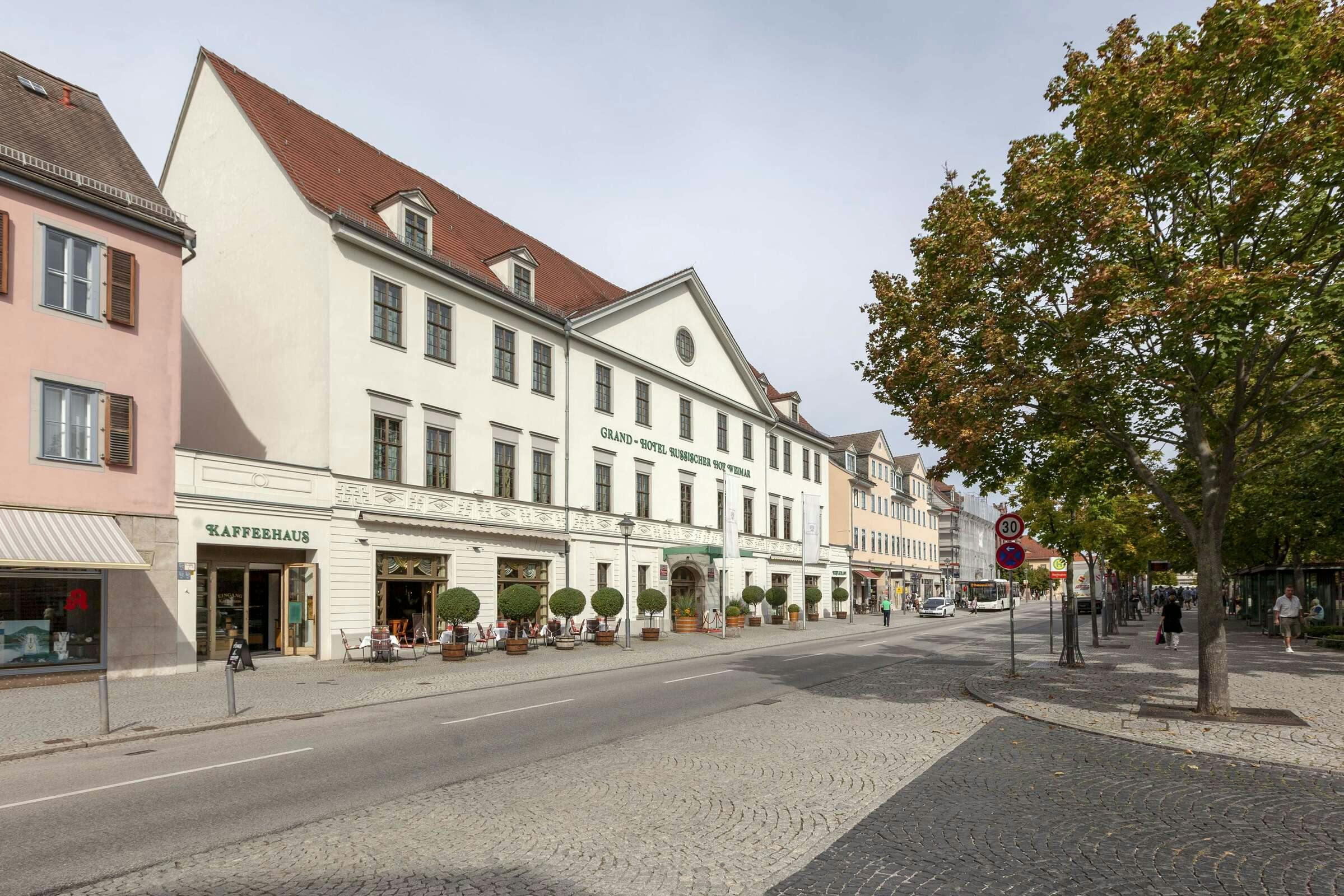 Hotel Best Western Premier Grand Hotel Russischer Hof photo 1