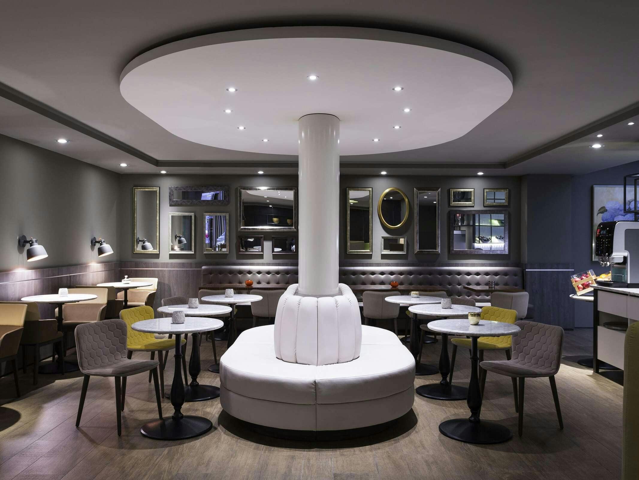 Hotel Mercure Madrid Centro photo 3