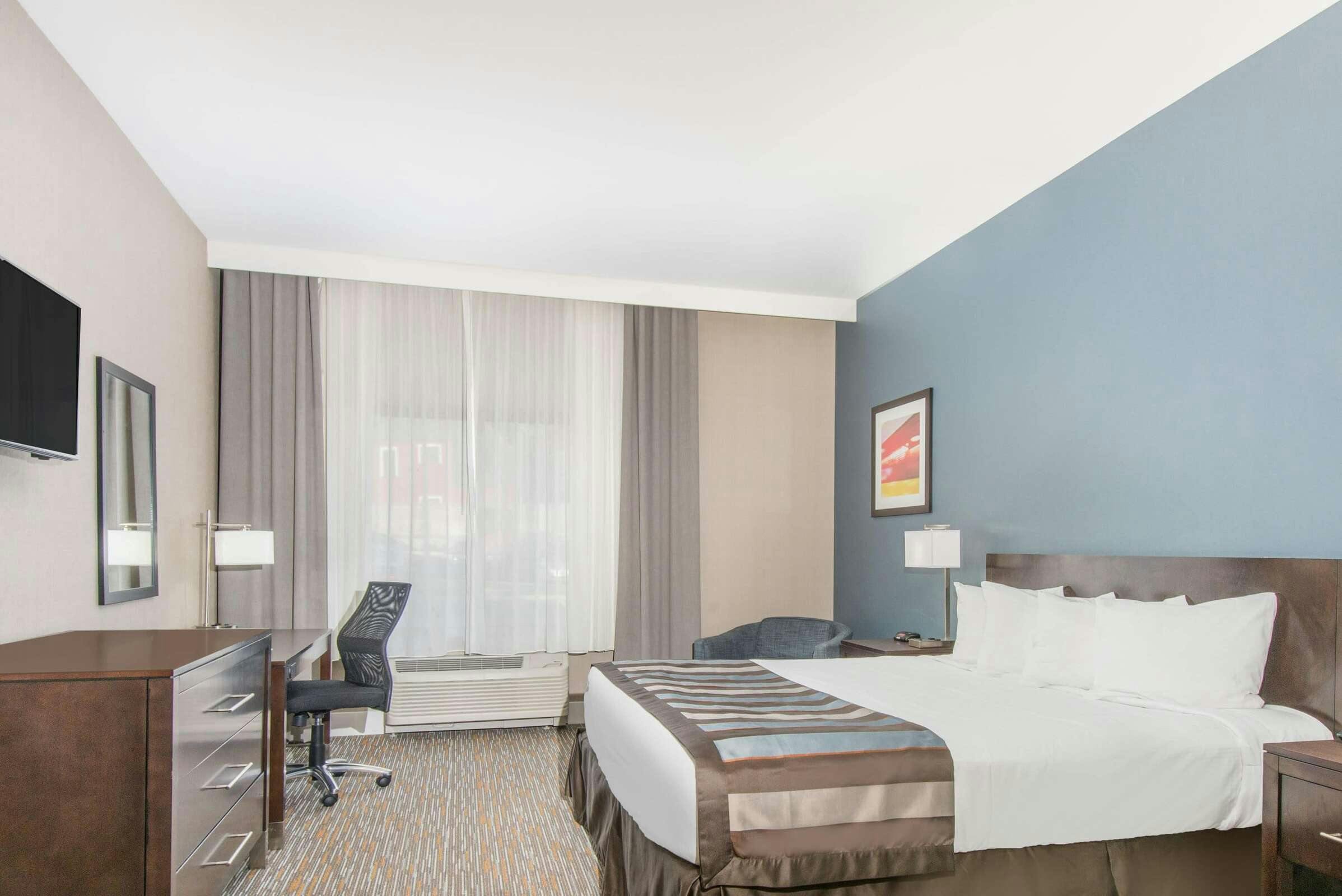 Hotel Wingate Niagara Falls photo 4