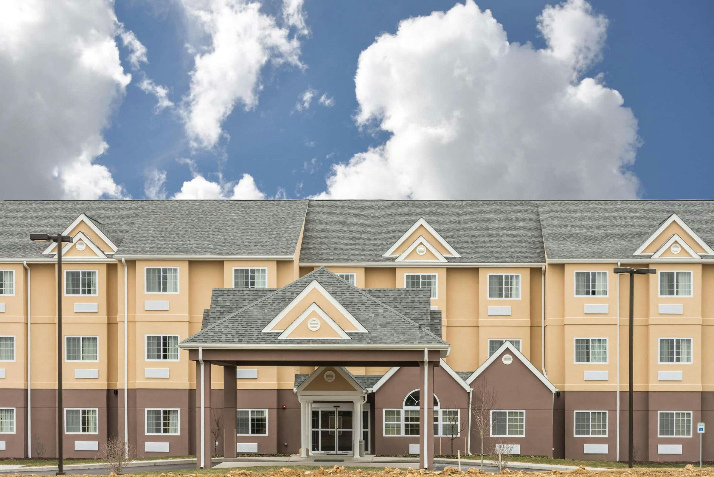 Microtel Beaver Falls