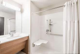 Hotel Microtel Beaver Falls photo 5