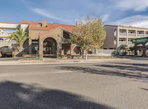 Hotel La Quinta Inn Ste SFO AP West photo 1