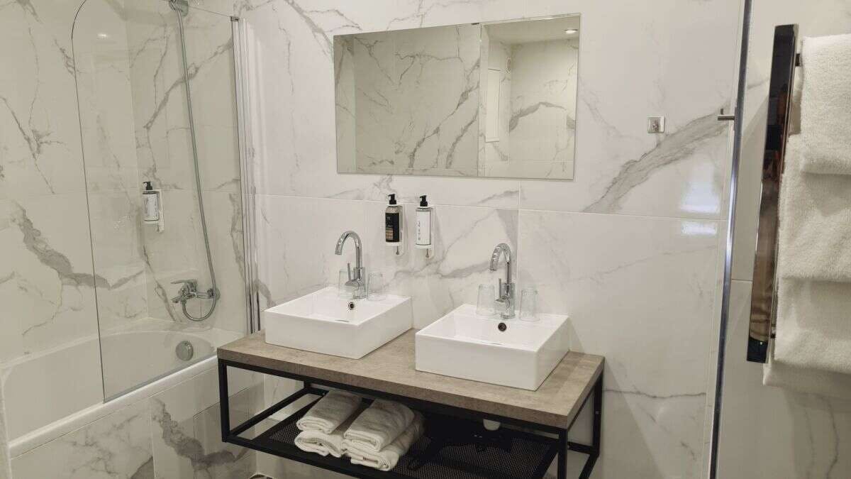 Hotel Le M Hotel photo 5