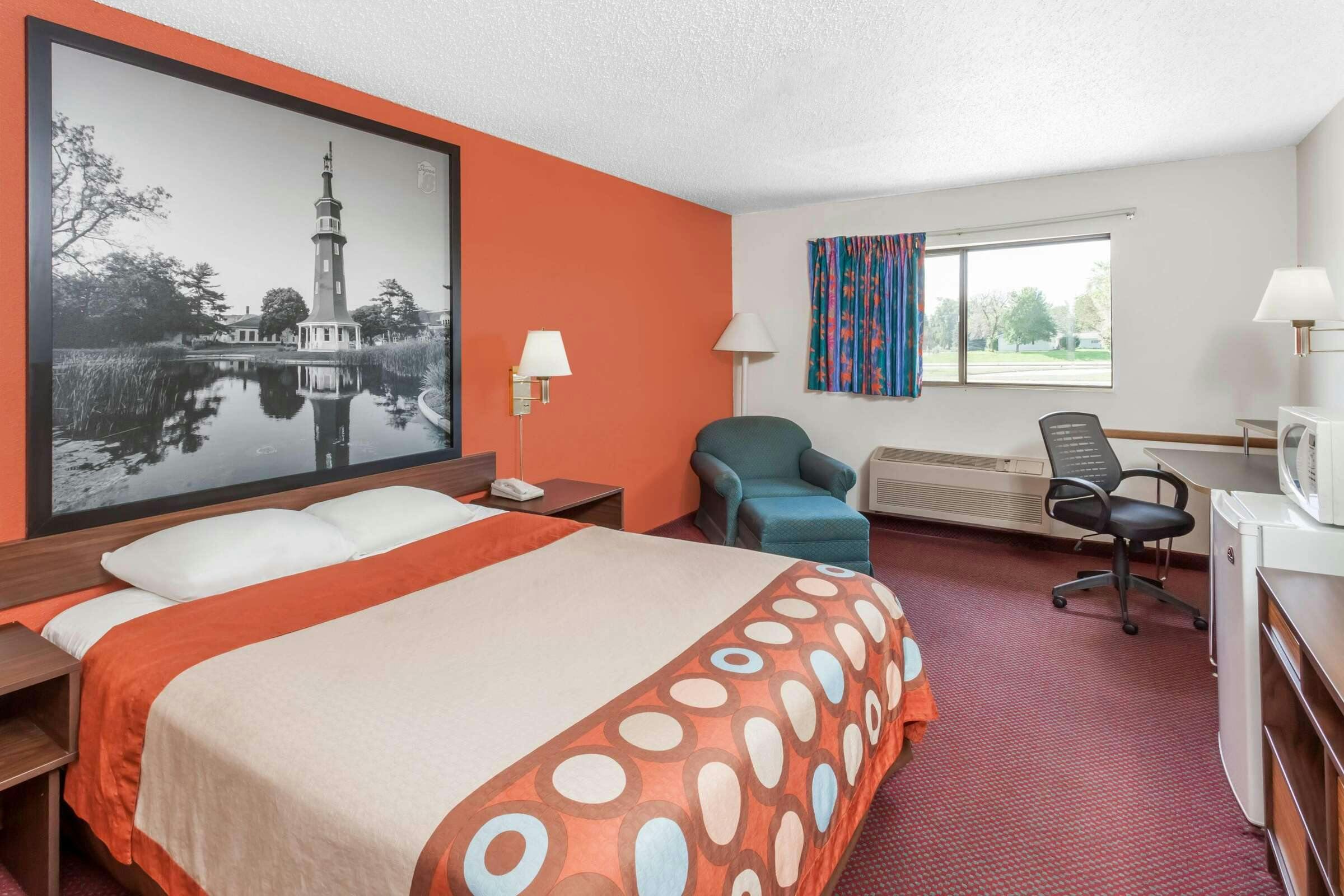 Hotel Super 8 Washington Peoria Are photo 3